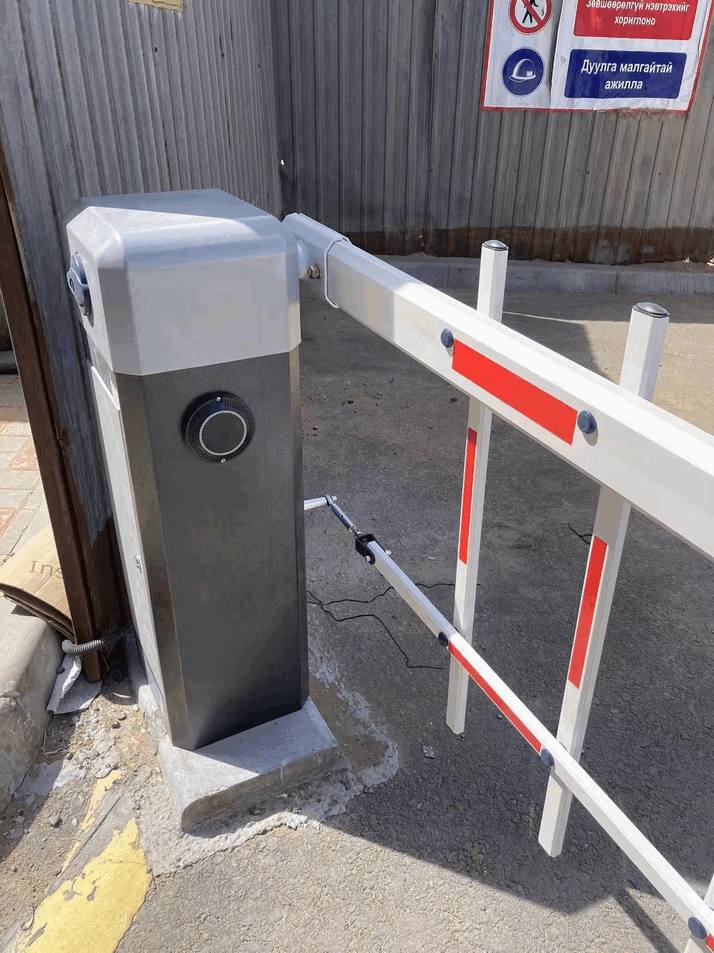 Auto Anti-Hitting Radar Sensor for Access Control and Barrier Gate Security Protection3